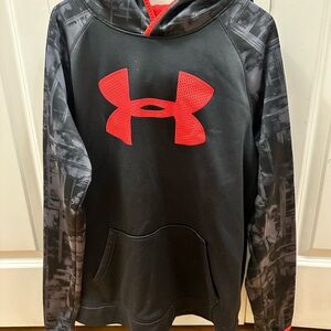 Under Armour Red and Black ColdGear Top Youth XL
